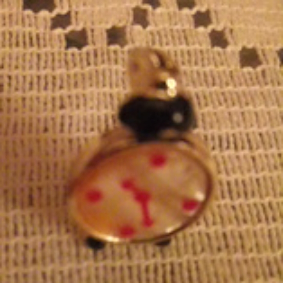 Antique Tiny alarm clock pin - Picture 4 of 4